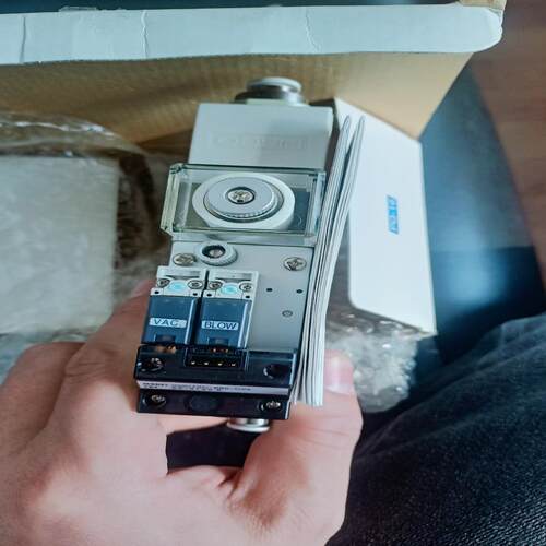 PISCO真空发生器 VQH15C-88S-D24  实物如