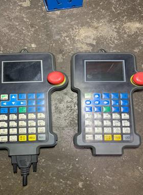 新睿控制器，型号SR1301A 件，成色如图，