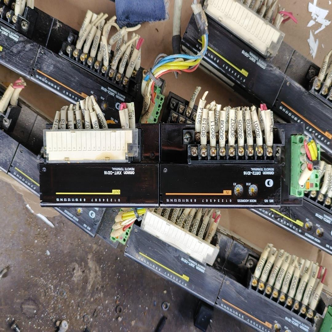 驱动器DRT2-OD16  XWT-ID16  便宜出