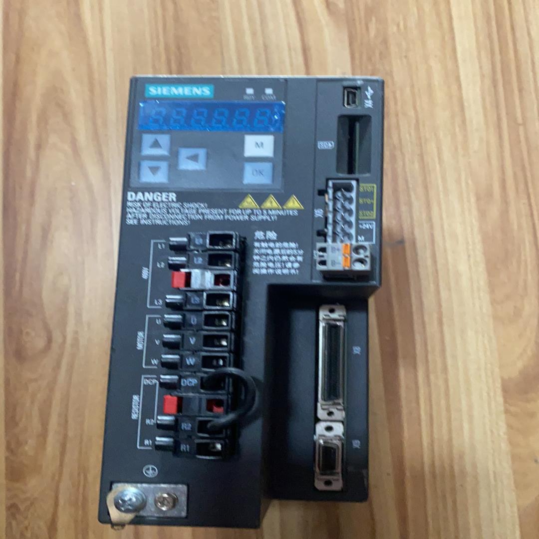 9新驱动器6SL3210-5FE10-8UA0(崽崽配件）