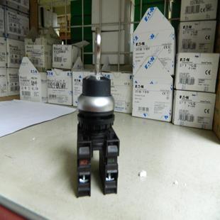 K11 WRS 2位锁定带锁匙选择1NO1NC MOELLERM22 EATON