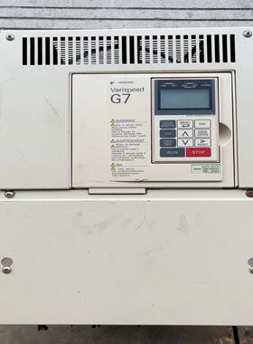 {雅致机械商行}安川CIMR-G7B402222KW带PG-B2卡拆机