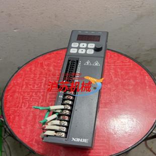 功 0.75kw原装 伺服驱动器VD4 20P7