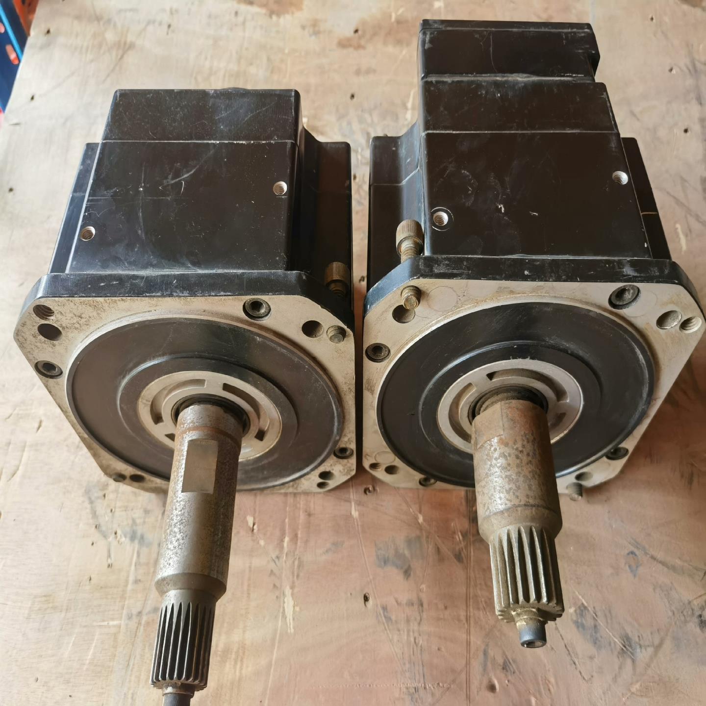 KAWASAKI川崎 电机 P80B22450RCX2A