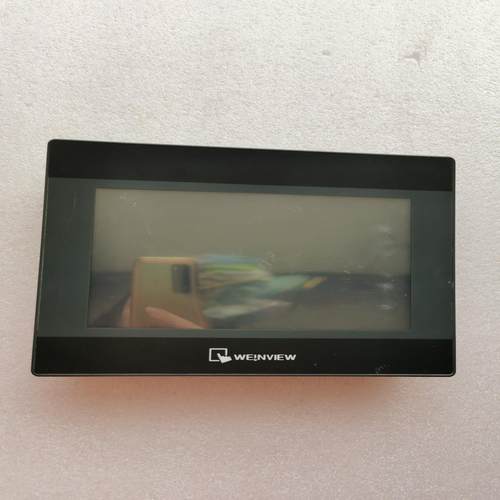 威纶触摸屏MT8070iH 5WV原装现货拍摄的，成色