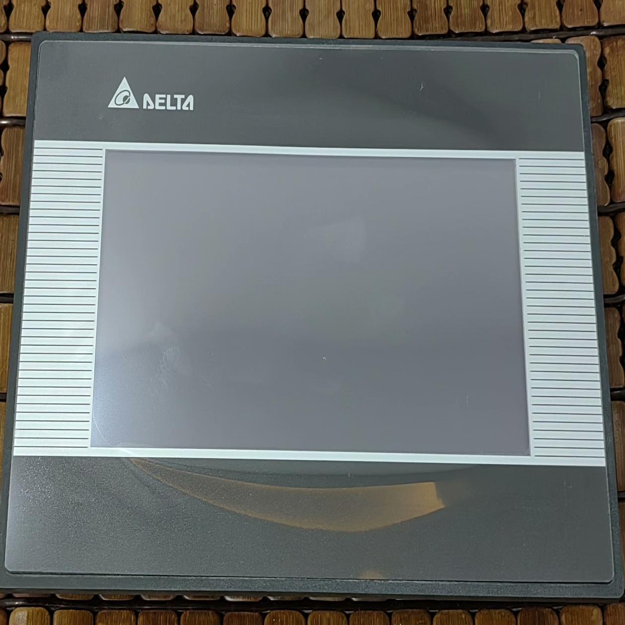 台达触摸屏DOP-B07SS411