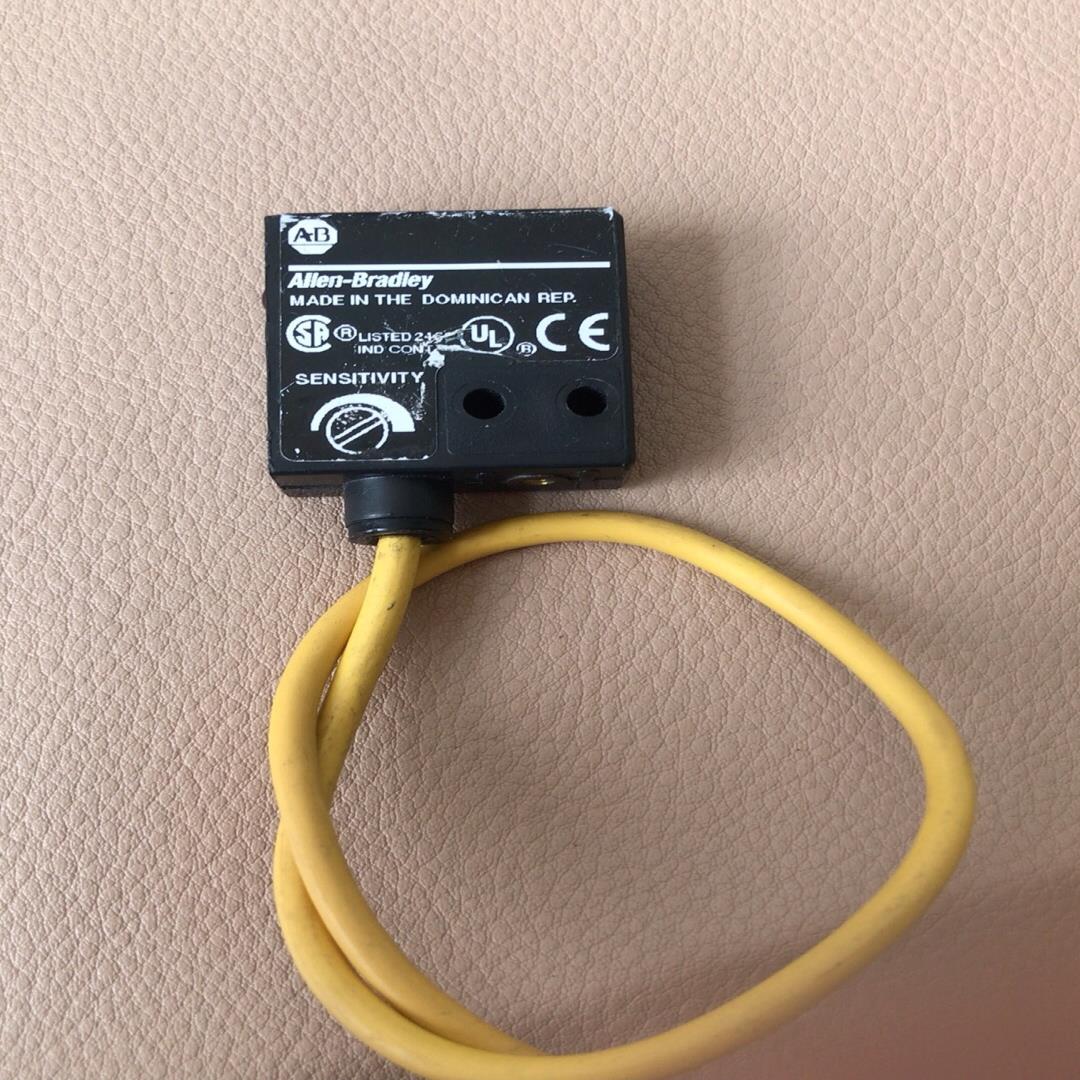 （设备配件）PHOTOSWITCH，完好，AIIEN-BRADIEY功能