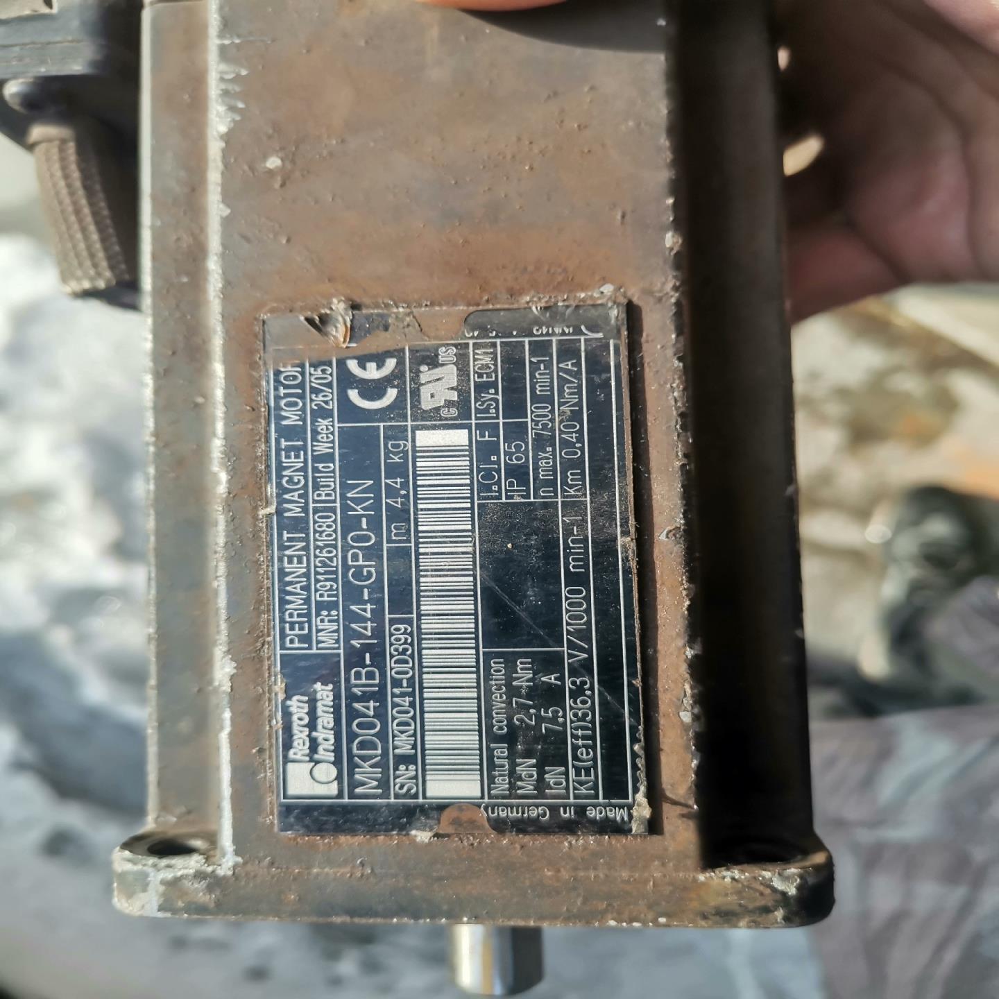 （设备配件）力士乐电机MKD041B-144-GPO-KN