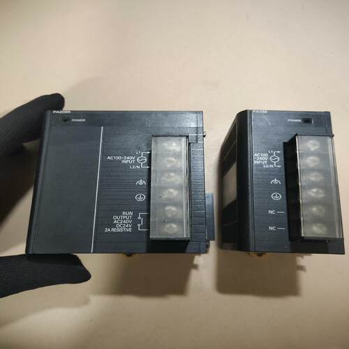 正品CJ1W－PA205R、CJ1W－PA202各1台