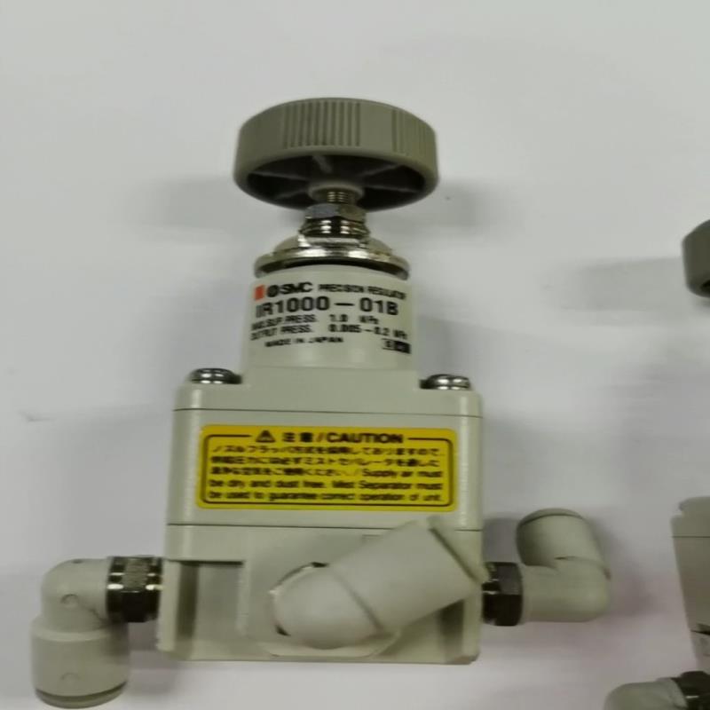 精密调压阀，IR1000-01，设备成色，外观如图