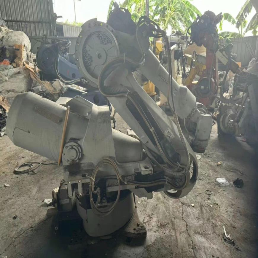 （设备配件）安川机械手几台YR-UP130-A03