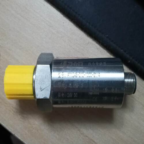议~压力传感器PT124B-212-1000-G14