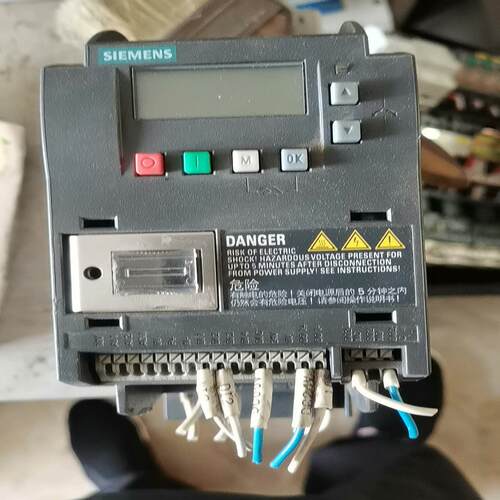 （设备配件）西门子6SL3210-5BE22-2UV0旁边有点刮痕有需要