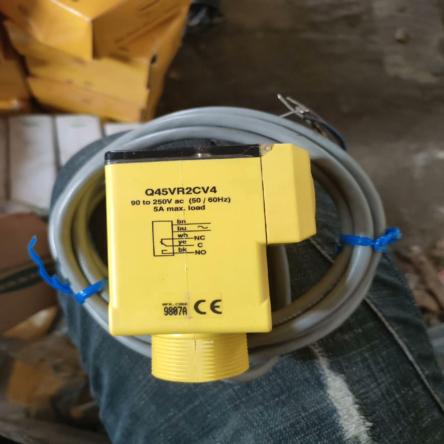 [德峰]Q45VR2CV4，长距离 光电好几个有感测器