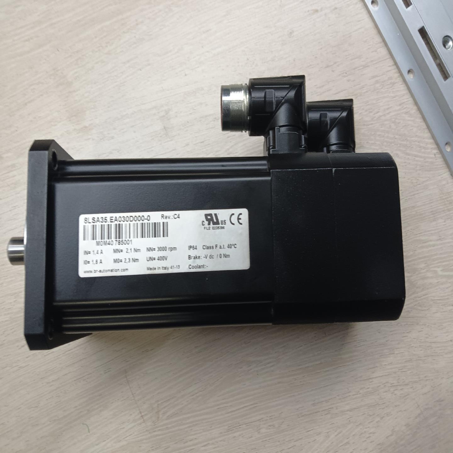 贝加莱伺服电机    成色新  装机成色  8LSA35