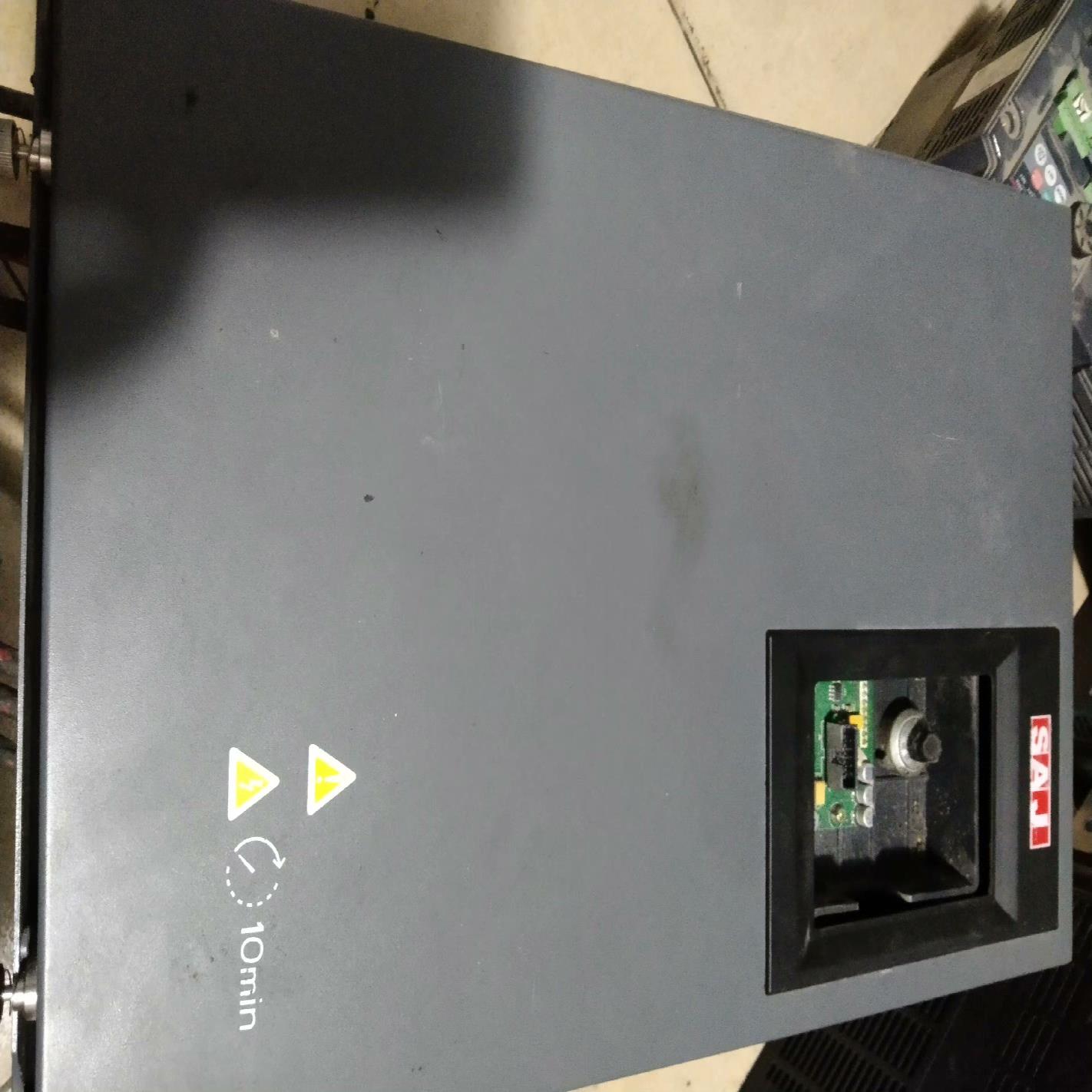 （设备配件）拆机三晶VM1000-4T030G,380-30kw一台，实