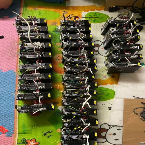 [德峰]汇川伺服驱动IS620NS21R6I 200W 成色漂亮新的