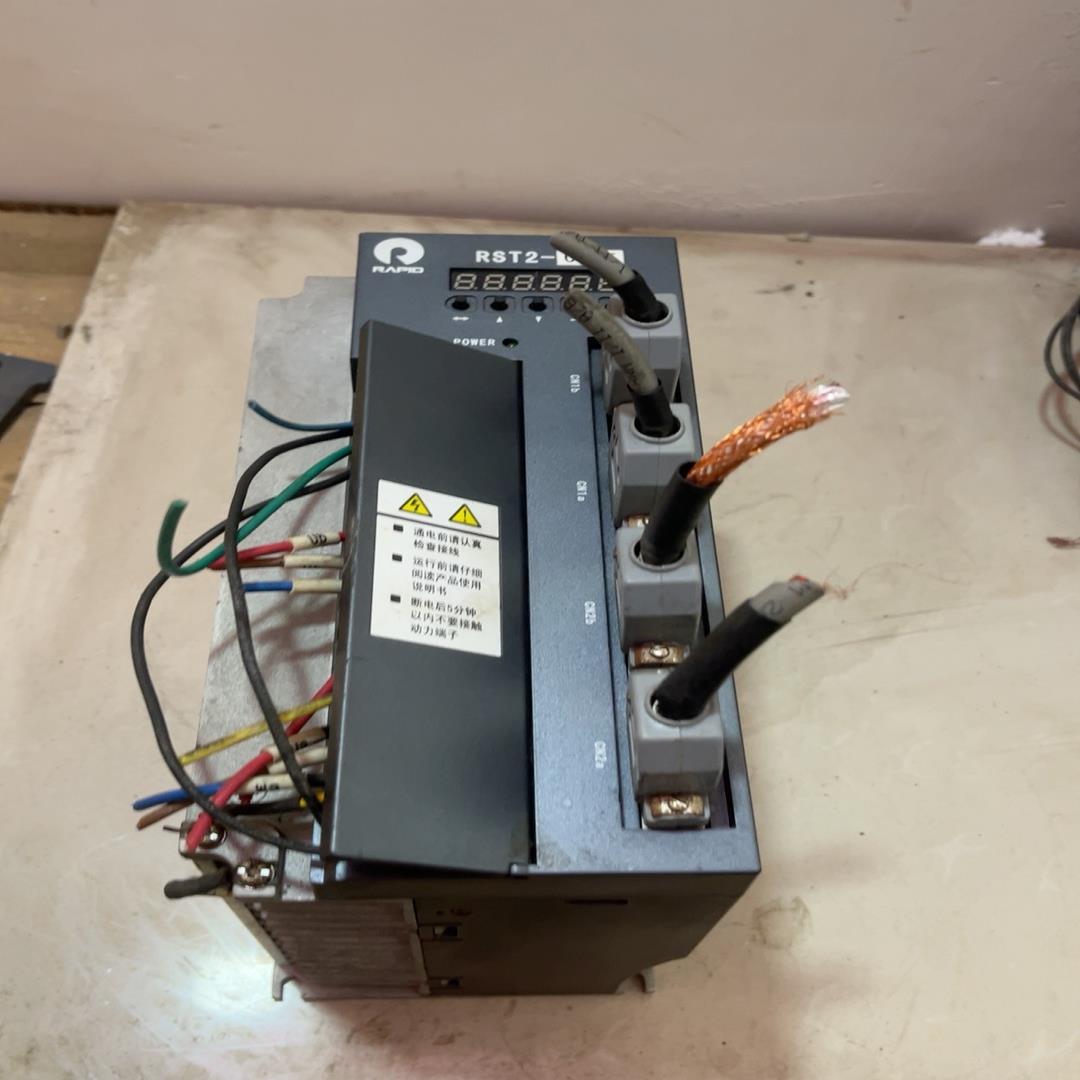 南京锐普双轴伺服驱动单RST2-032F，双1.6kw原装