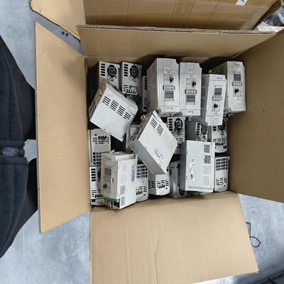 （请询价）台达变频器 VFD004M21A议价