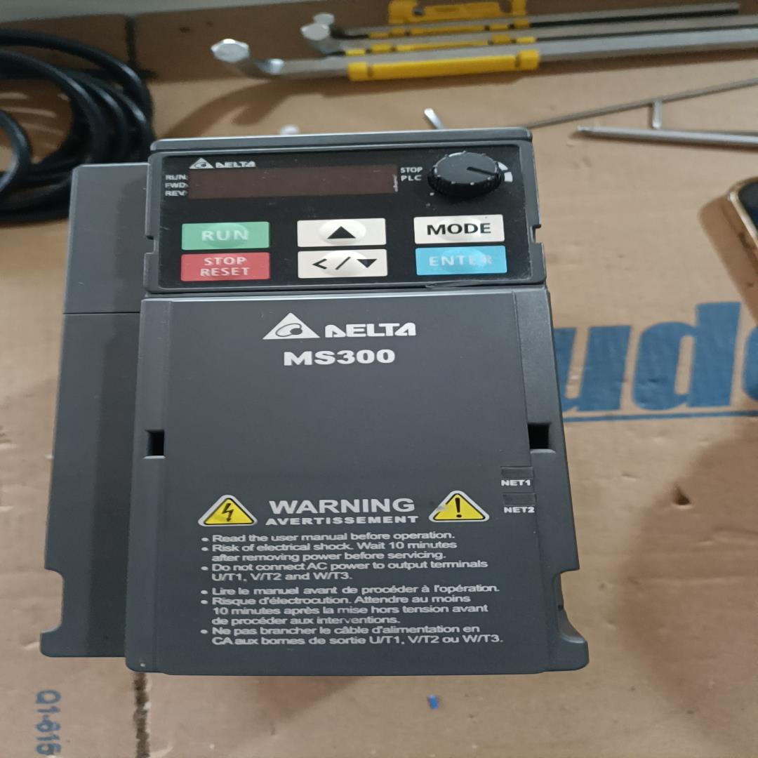 台达变频器VFD7A5MS21ANSAA-1.5KW