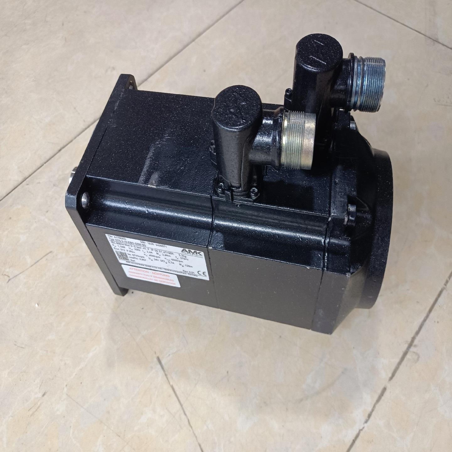 {雅致机械商行}拆机AMK伺服电机DT5-3-10-EBO-5300-B5