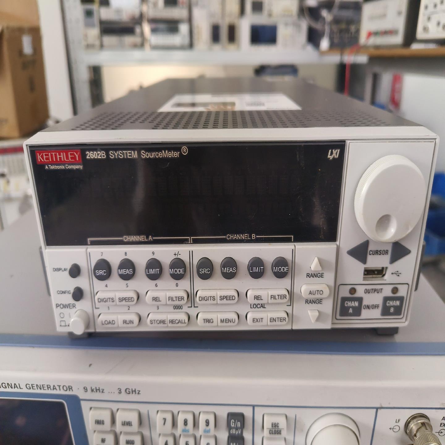 [德峰]吉时利2602B源表   功能完好  成色如图  需要联系