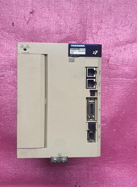 安川伺服，安川七系2.0KW驱动器，M3总线型，SGD7S-