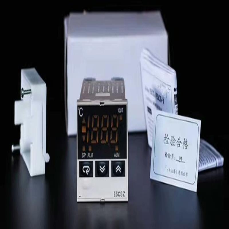 现货温控器E5CSZ-R1T-B数显温度控制器E5CSZ-Q1T