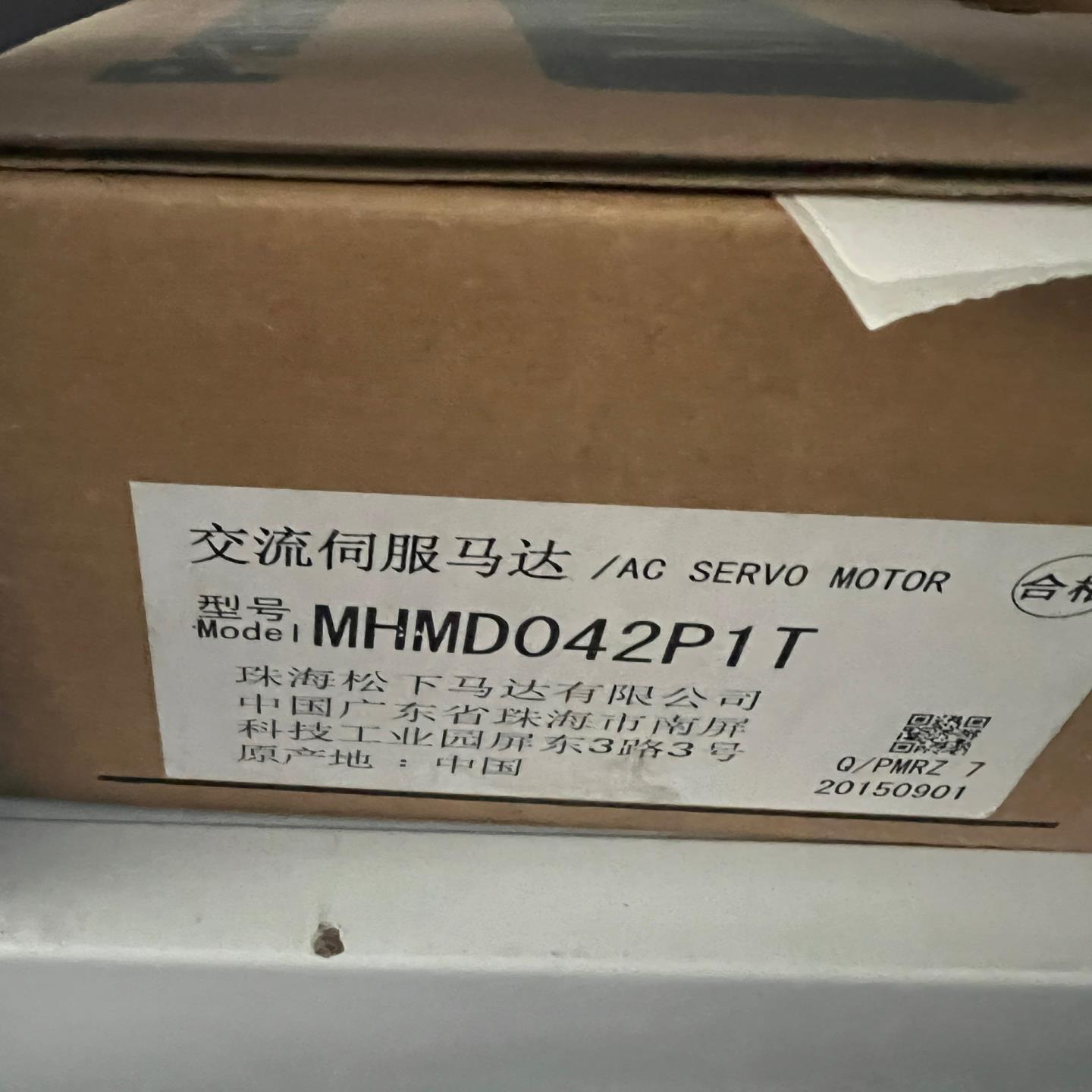 全新原装伺服电机MHMD042P1T