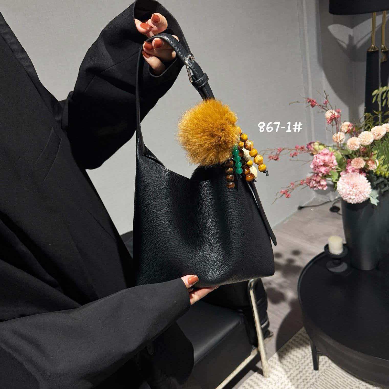 韩国小众设计头层荔枝纹牛皮小托特包慵懒百搭手拎包单肩斜挎包女