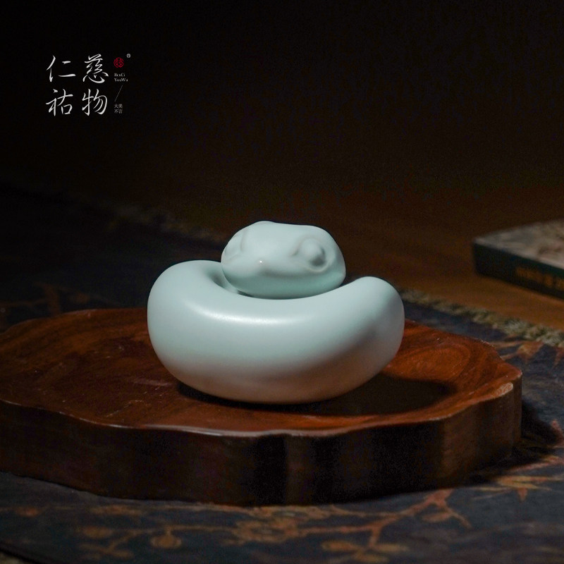 汝窑蛇摆件吉祥物十二生肖茶宠茶桌茶几桌面装饰景德镇陶瓷蛇元宝,餐饮具,茶宠摆件,淘宝优惠券,粉丝福利购,淘宝优惠卷