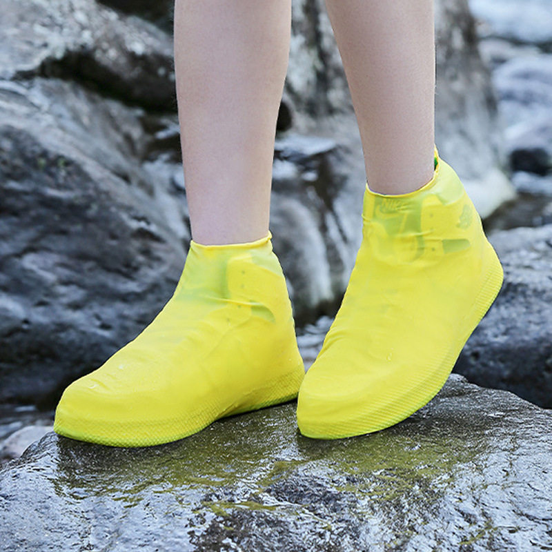 加厚乳胶防水鞋套下雨天户外旅游便携男女雨靴套防滑雨鞋套厂批发