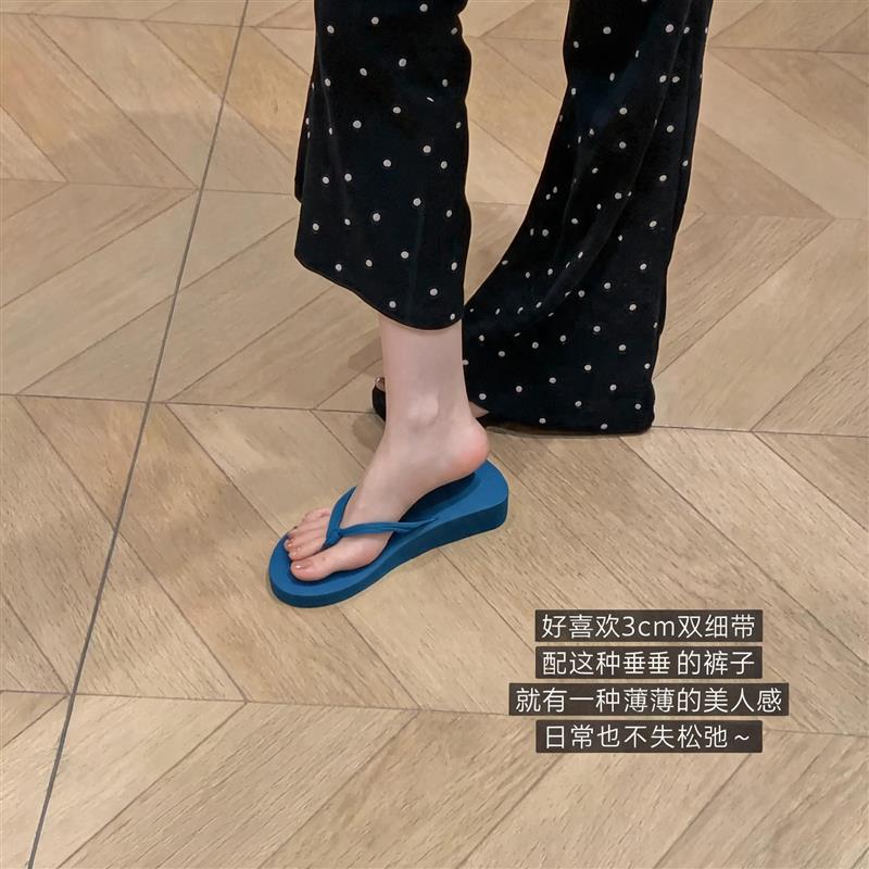 蓝色女夏厚底增高防滑人字拖