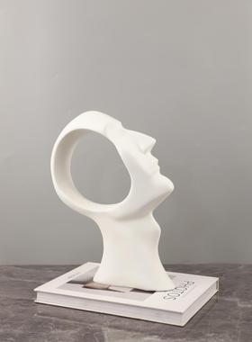 北欧创意抽象树脂镂空头像人物雕塑摆件客厅玄关书房软装家居饰品