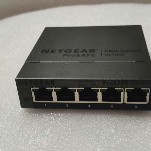 可维修NETGEAR GS105EV2 5口全千兆管理交换机、实图议价