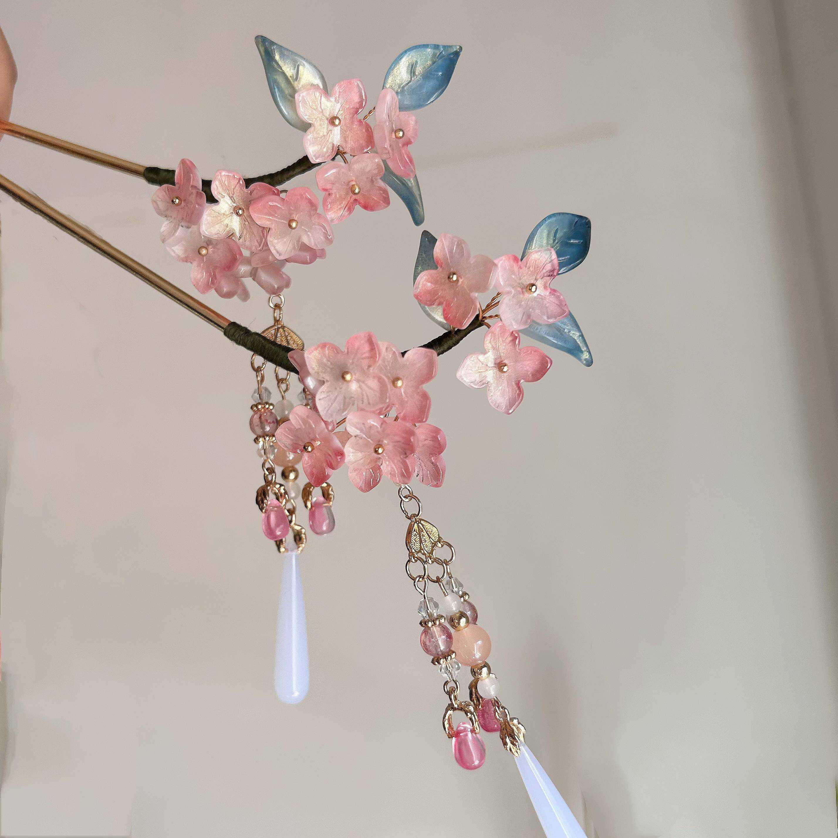 古风绣球花发簪花朵发钗汉服旗袍马面裙流苏步摇盘发簪子明制配饰