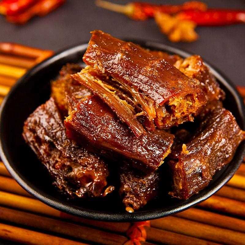 杨矮子酱板鸭脖108g 湖南特产安乡杨矮子休闲鸭肉零食熟食小吃图片