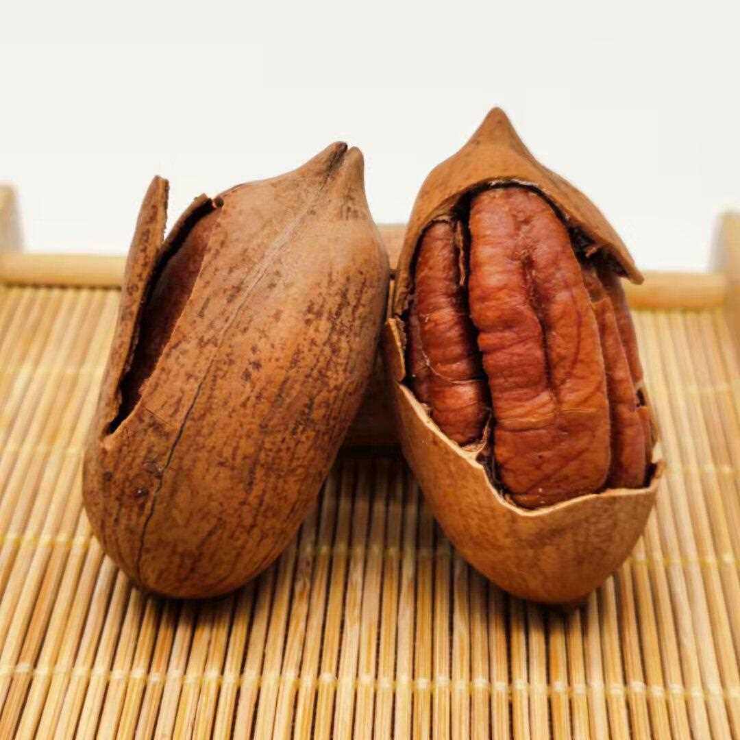 新疆包邮碧根果长寿果山核桃奶香味五香味500g包邮新疆特产坚果零