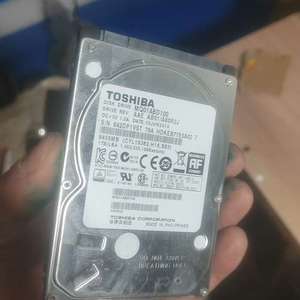 东芝   MQ01ABD100  1TB 2.5寸机械硬盘