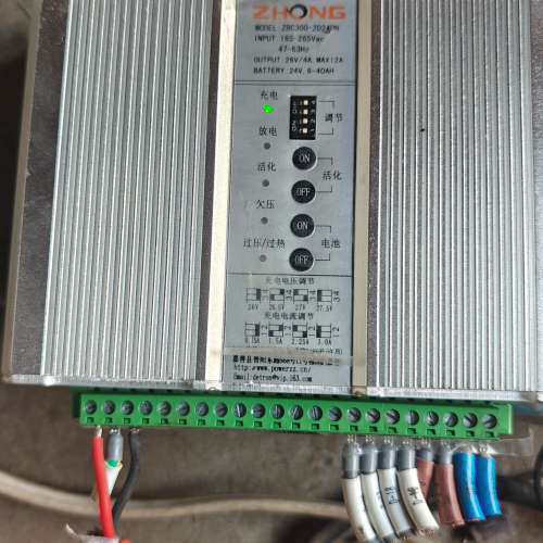 华泰ZHONG品牌ZBC300-2D24DN电池充电模块，，