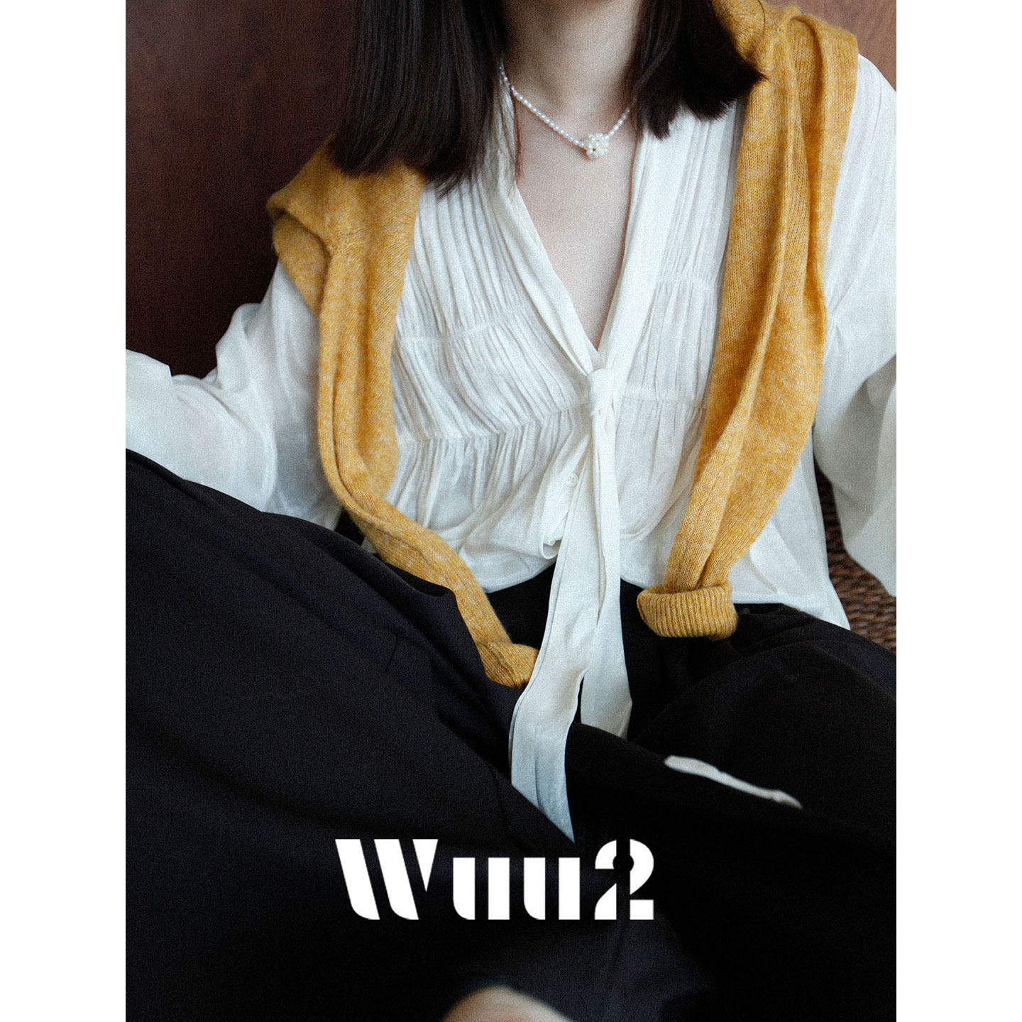 Wuu2 里米锡尔尼 复古暗纹提花褶皱飘带白衬衫女灯笼袖巨好看上衣