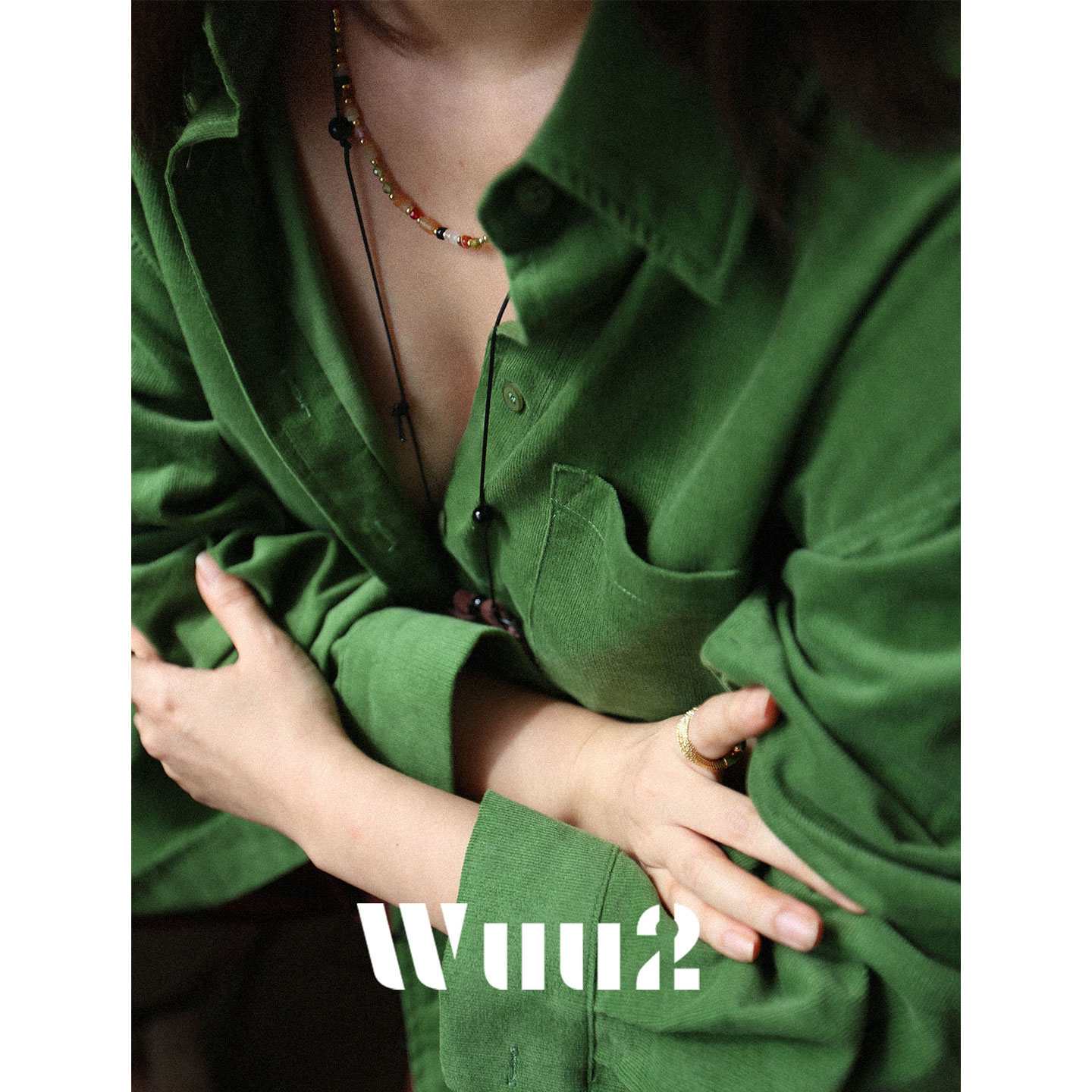 Wuu2亚历桑德罗绿色灯芯绒衬衫