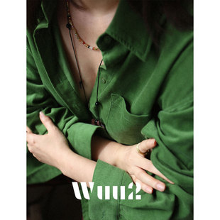 Wuu2 亚历桑德罗 复古绿色灯芯绒衬衣女法式轻奢巨好看的早秋衬衫