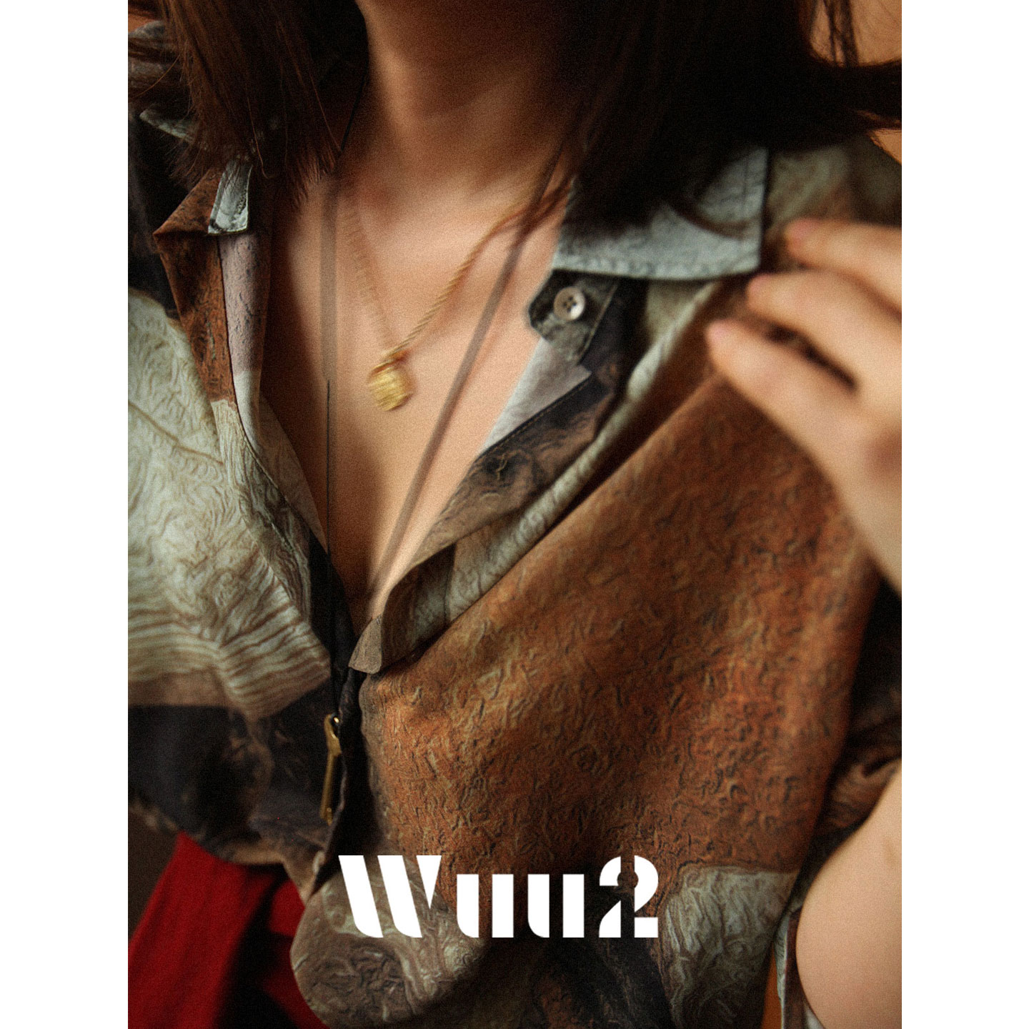 Wuu2抽象艺术印花长袖衬衫垫肩