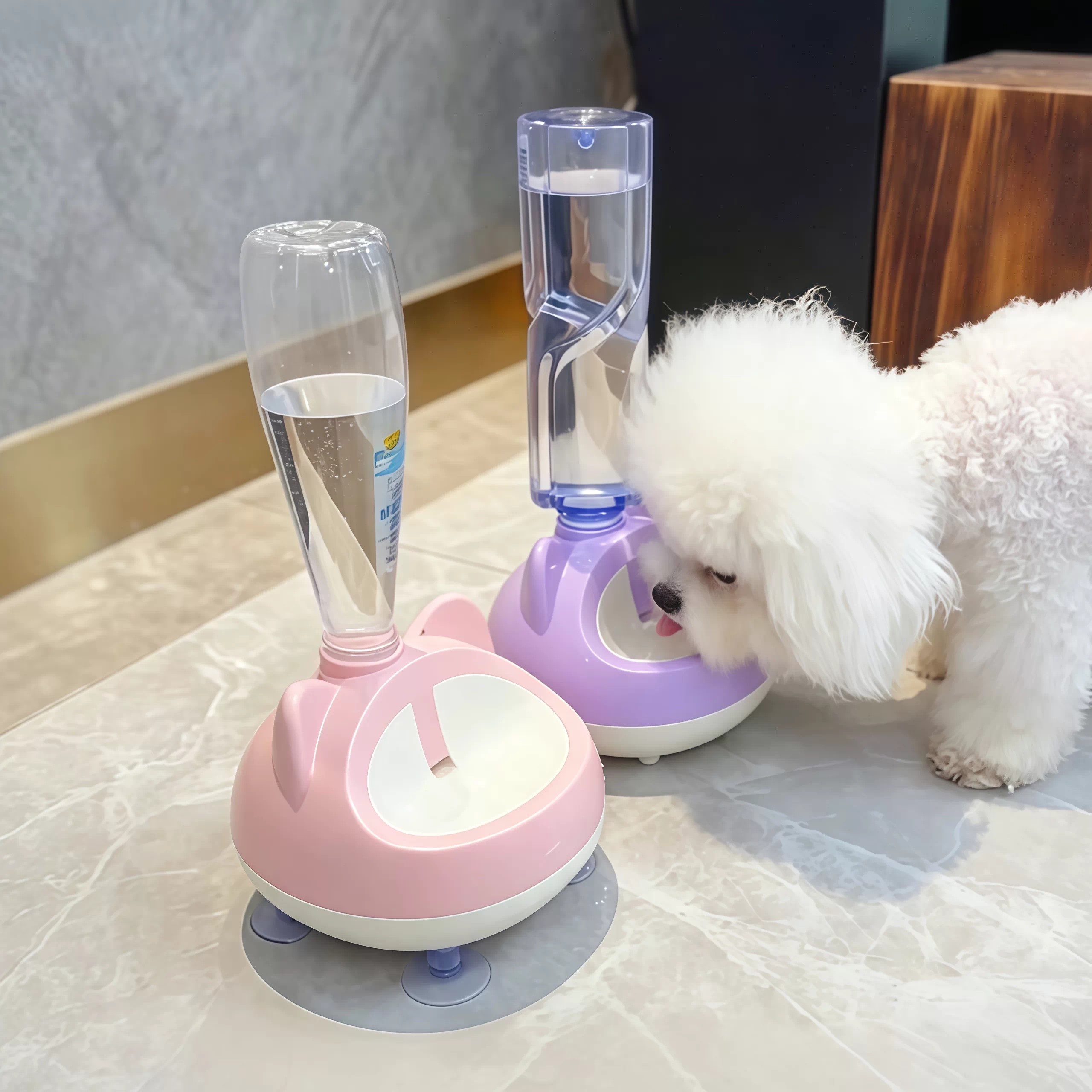 狗狗自动饮水器不湿嘴无线不插电矿泉水瓶自动补水宠物饮水机水盆