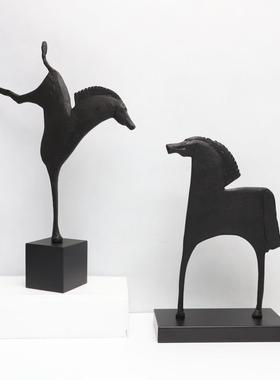 新中式黑色铸铁马摆件样板房售楼部卧室书房客厅桌面玄关软装饰品