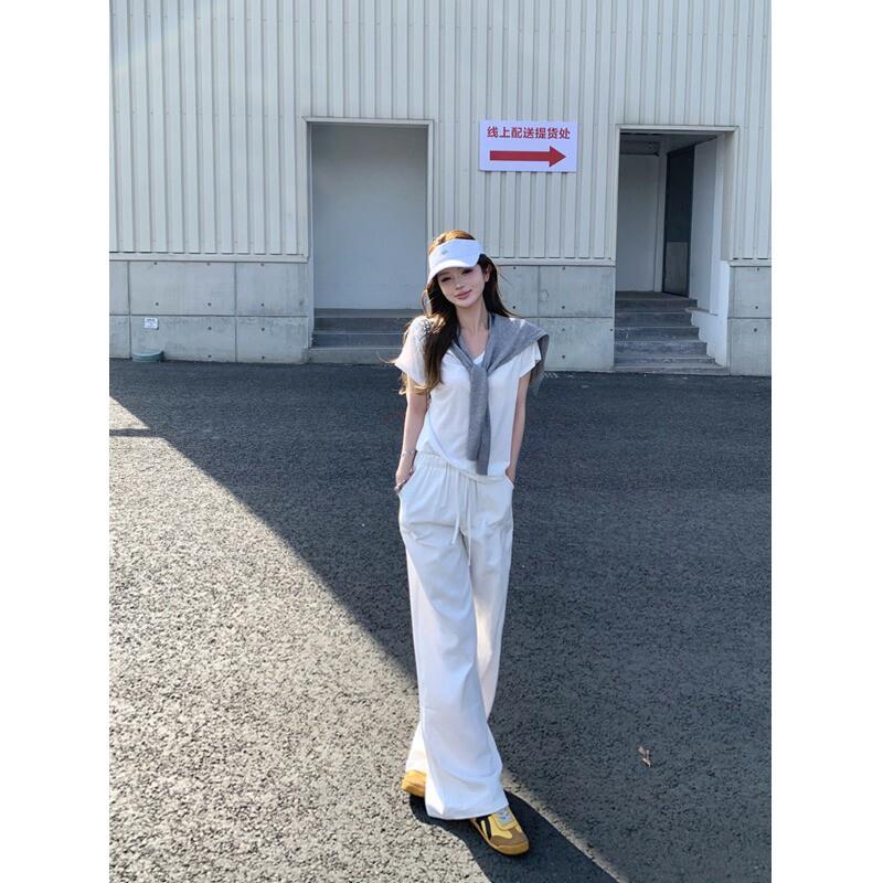 kumikumi休闲套装短袖圆领宽松T恤女装夏季高腰宽松拖地裤两件套图片