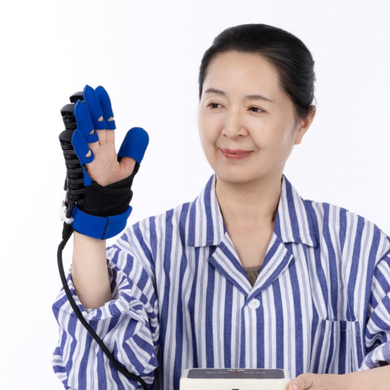 手指屈伸电动康复手套 中风偏瘫训练器材 五指分指对抗镜像设计