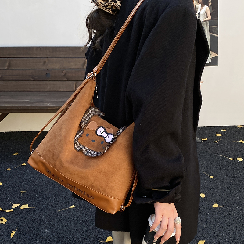 卡通可爱Helloitty双肩包包女2025秋冬百搭时尚风单肩手拎托特包