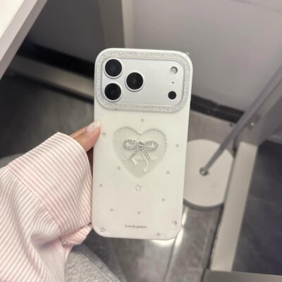 韩系简约闪粉镜头镂空爱心适用于苹果17pro手机壳iphone15保护套14高级感小众13全包新款16promax女max超好看